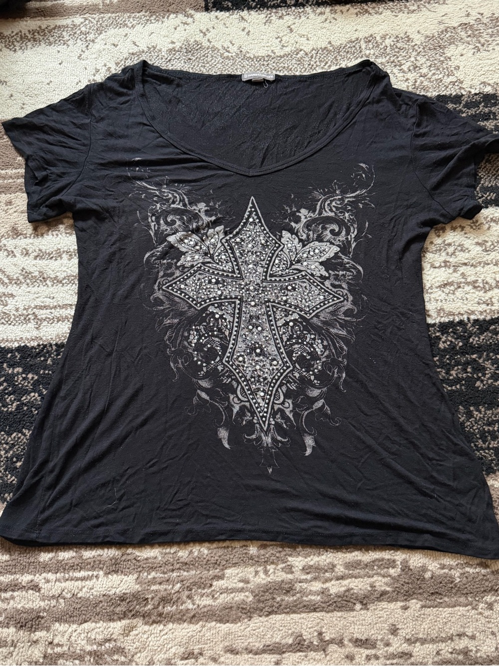 Women’s Warehouse Black Short-Sleeve Tee with Embellished Cross Graphic Y2K